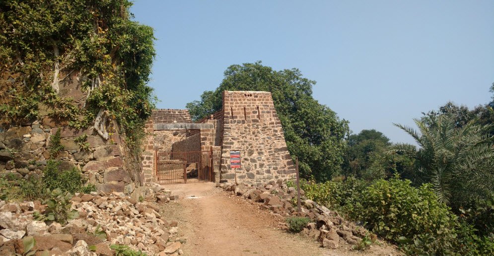 Vairagad Fort, Vairagad, Maharashtra, India